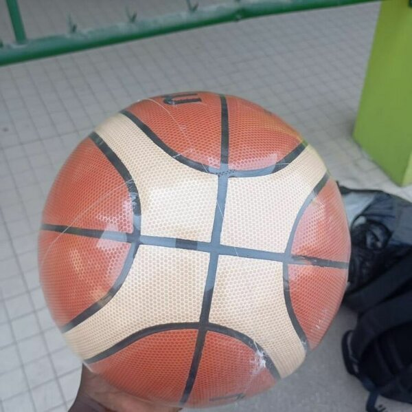 Ballon de basket Molten FIBA