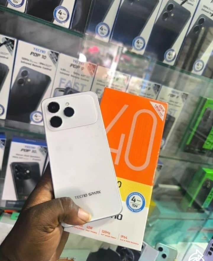 Tecno Spark 10 - Smartphone