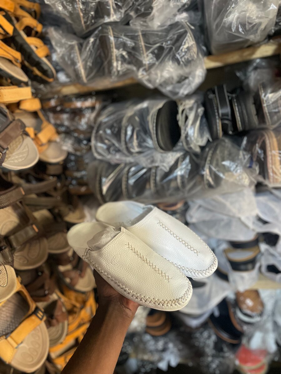 Mules en cuir blanc pour hommes