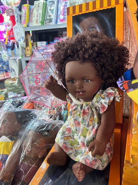 Poupée Afro avec Robe