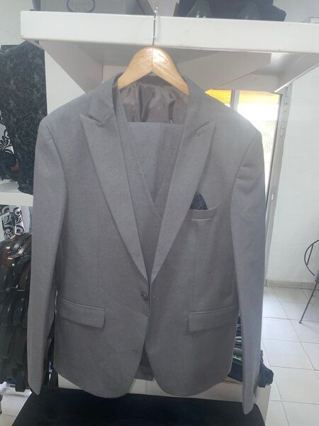 Costume Homme Élégant Gris