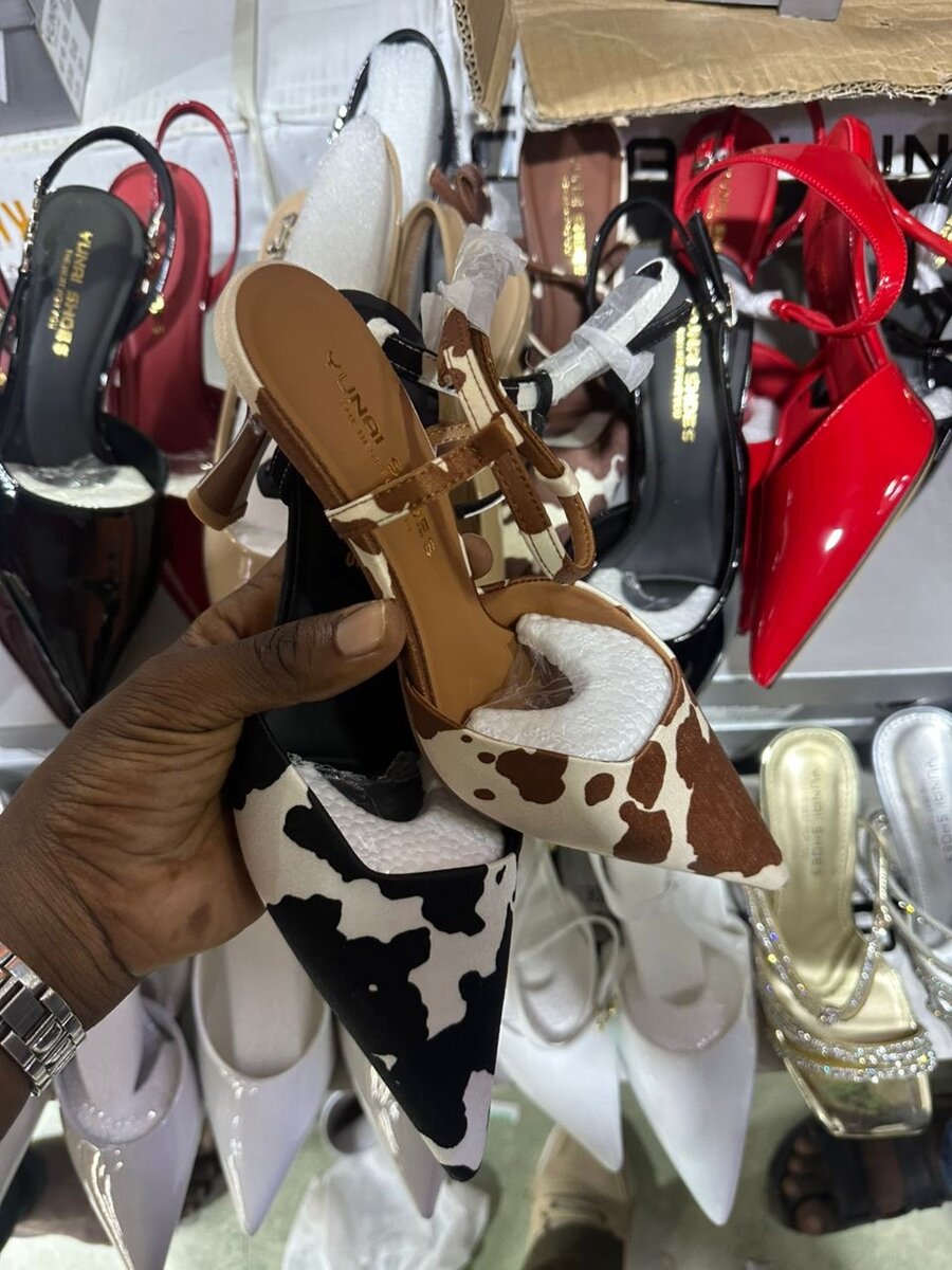 Escarpins imprimés YUNAI SHOES