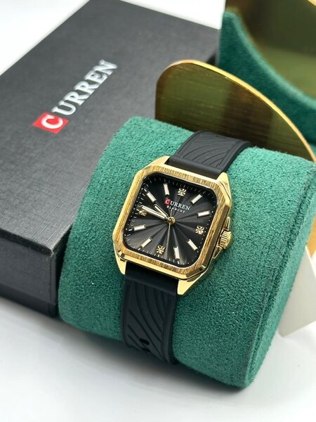 Montre Carrée Femme Curren