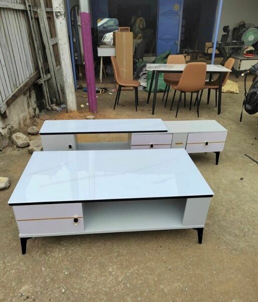 Table basse moderne blanche