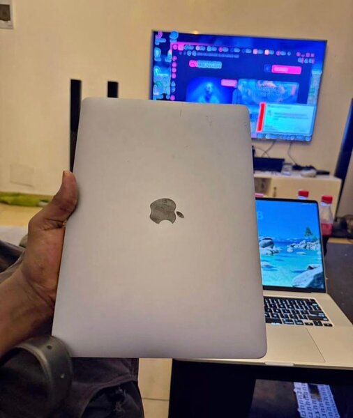 Apple MacBook Pro 13"