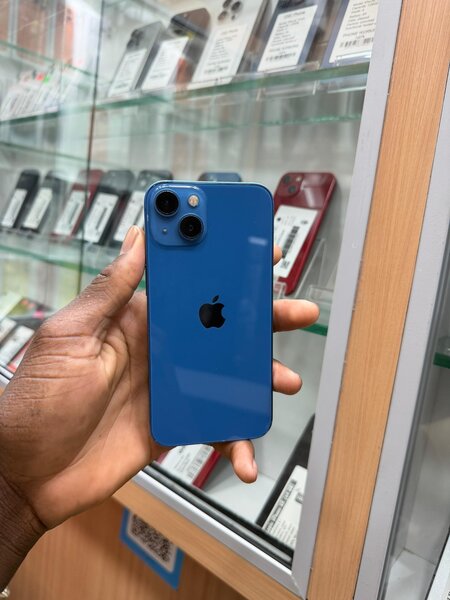 13. 128Go tout est dorigine