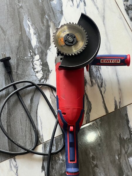 Meuleuse compacte Emtop 1500W