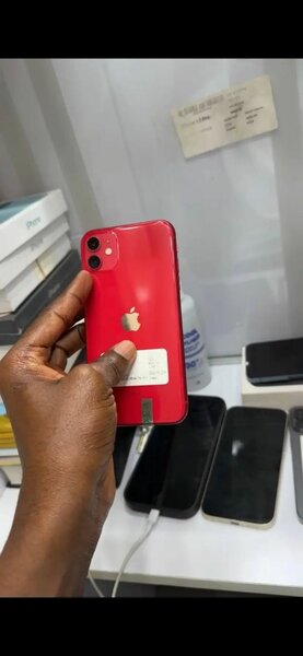 iPhone 11 Rouge 64Go