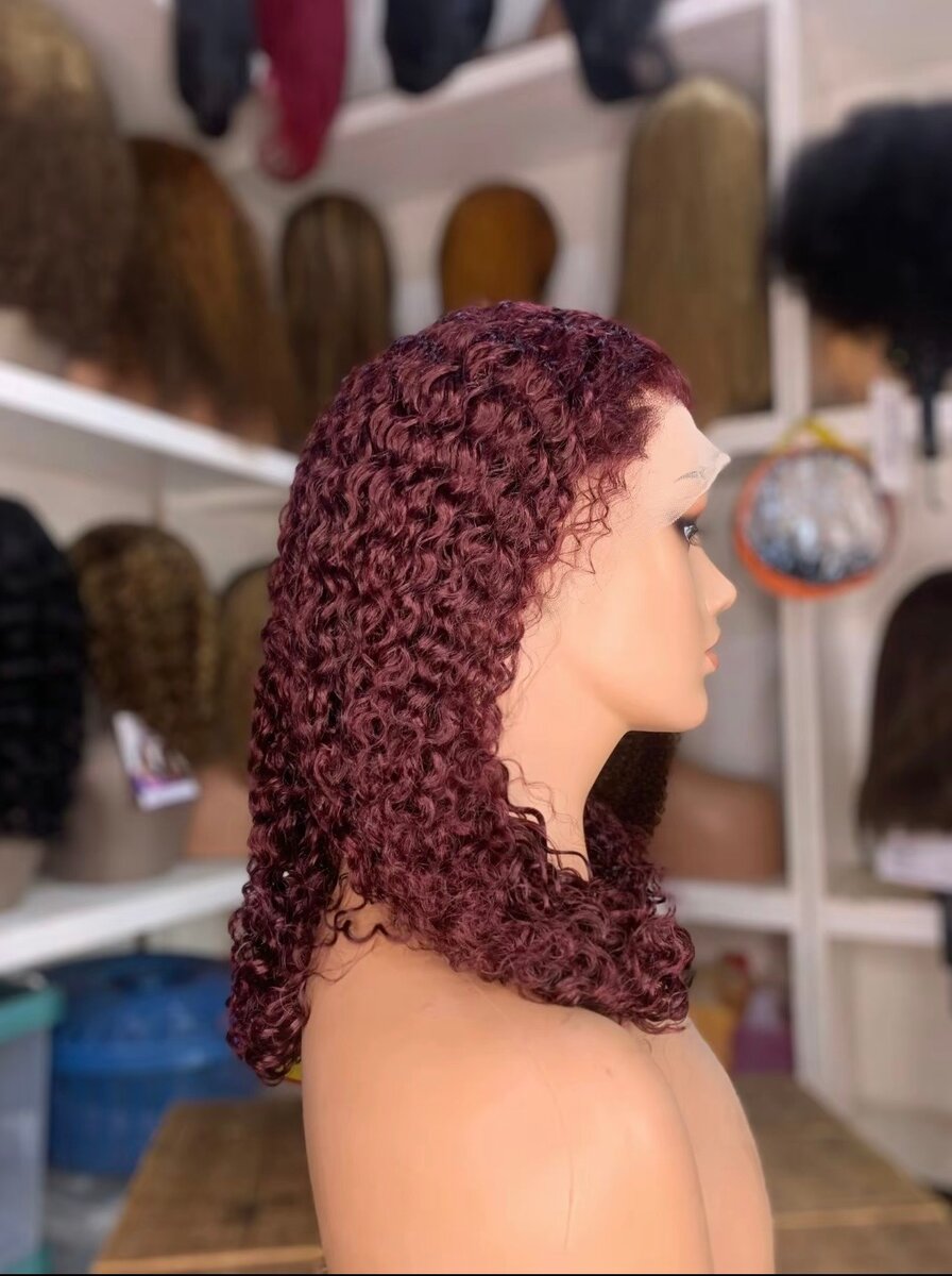 Perruque Bouclée Bordeaux