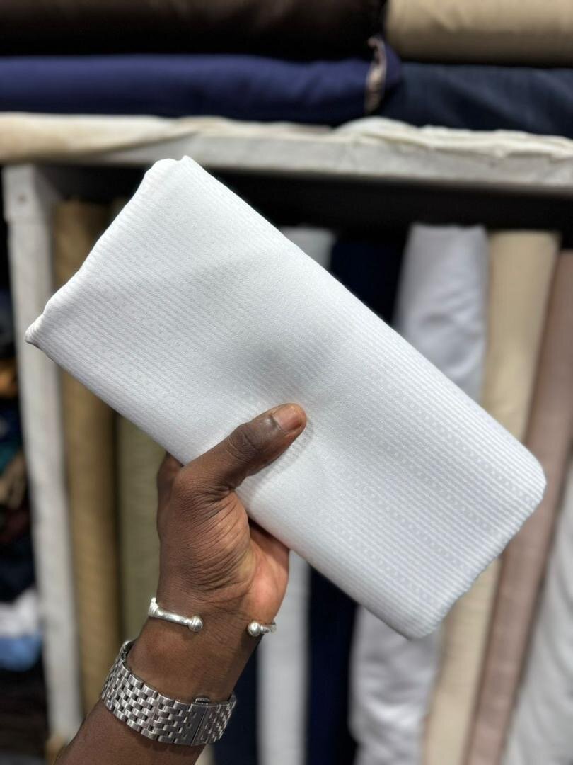 Tissu en lin pour chemise homme