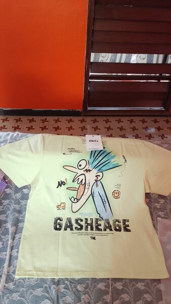 T-shirts graphiques tendance