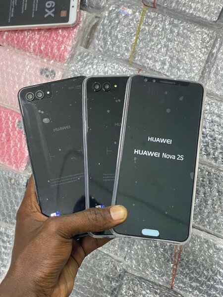 Smartphone Huawei Nova 2S