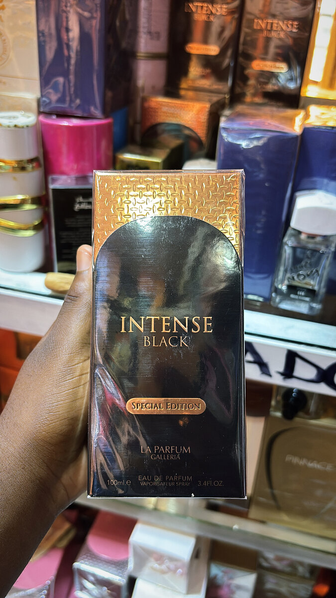 Intense Black Parfum