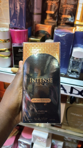 Intense Black Parfum