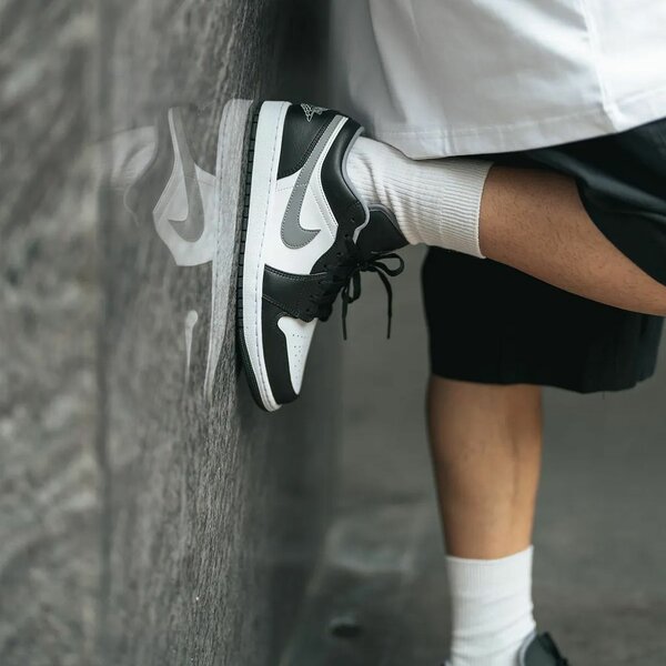 Sneakers classiques noir et blanc