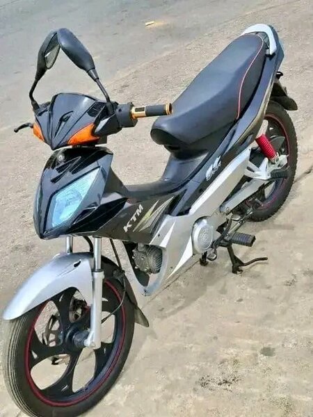 Moto sportive 125cc