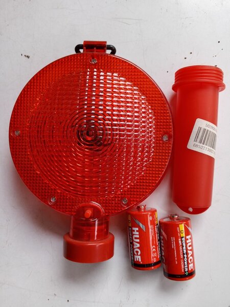 Lampe clignotante LED rouge pour la sécurité