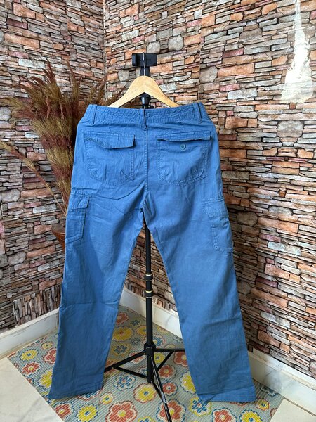 Pantalon cargo bleu