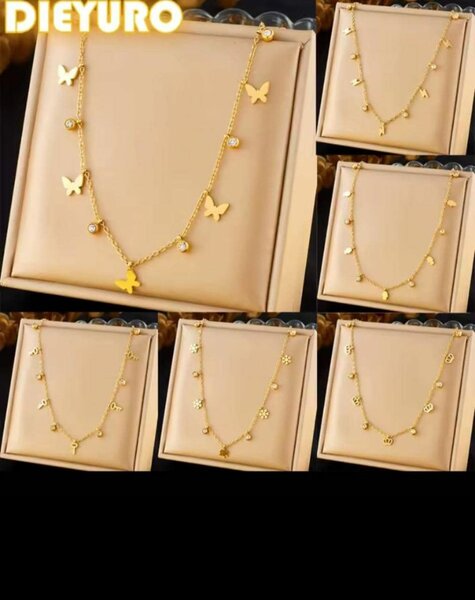 Collier papillon doré élégant