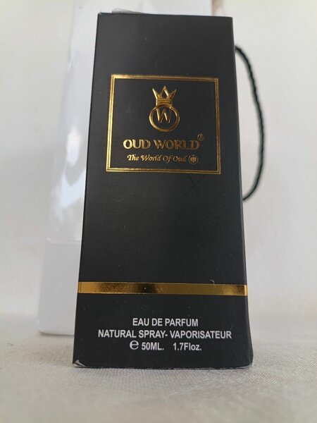 Oud World Eau de Parfum 50ml