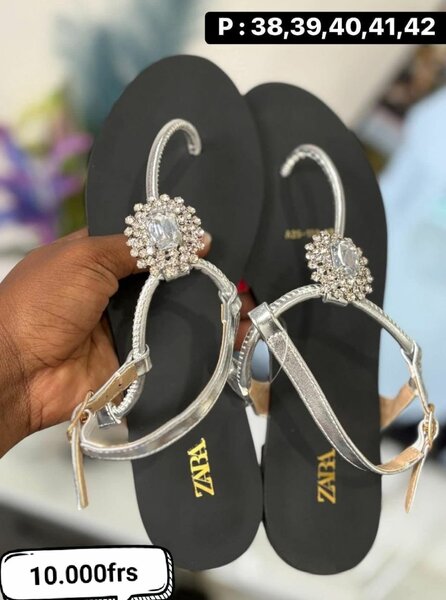 Sandales élégantes strass