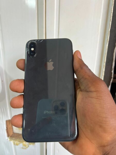 iPhone x 64GB noir