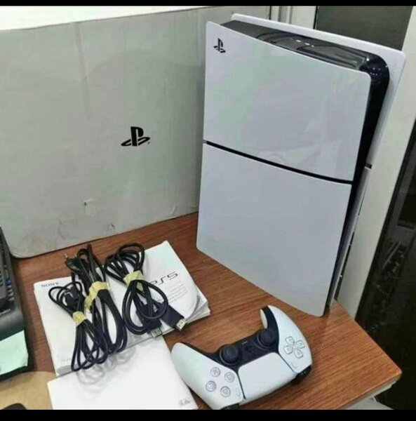 Console PS5 avec Manette