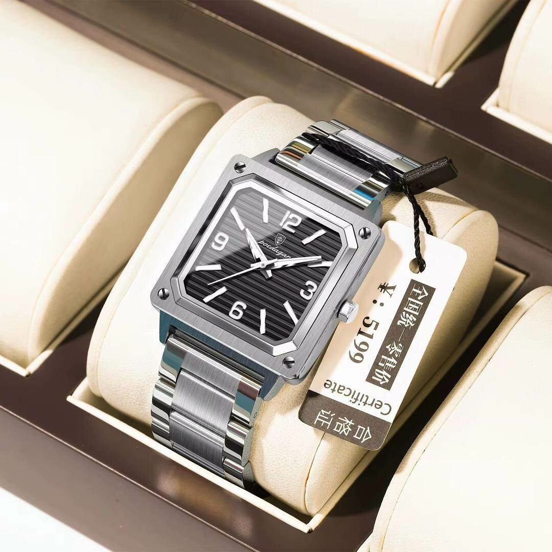 Montre carrée élégante homme