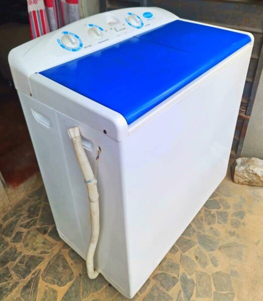 Lave-linge semi-automatique Venus