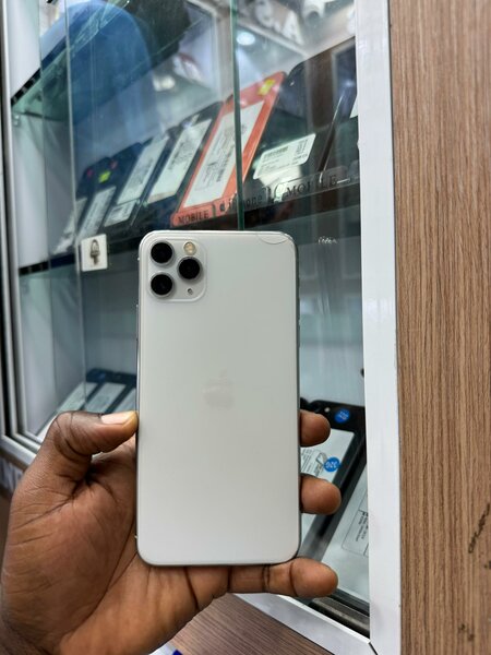 iPhone 11 Pro Max 128Go