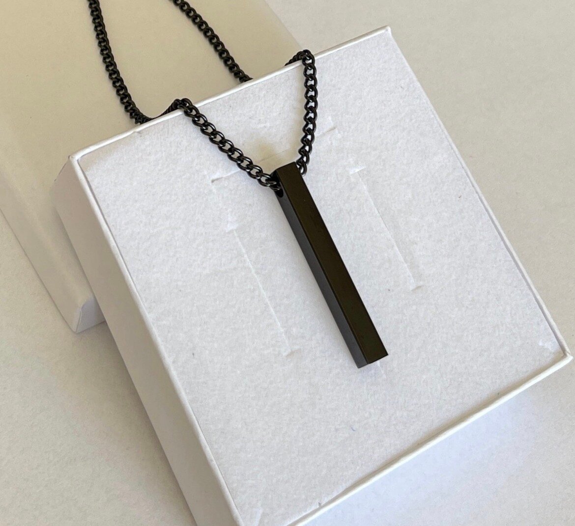 Collier pendentif moderne