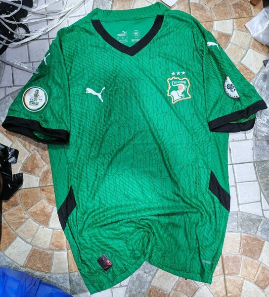 Maillot de football vert Puma