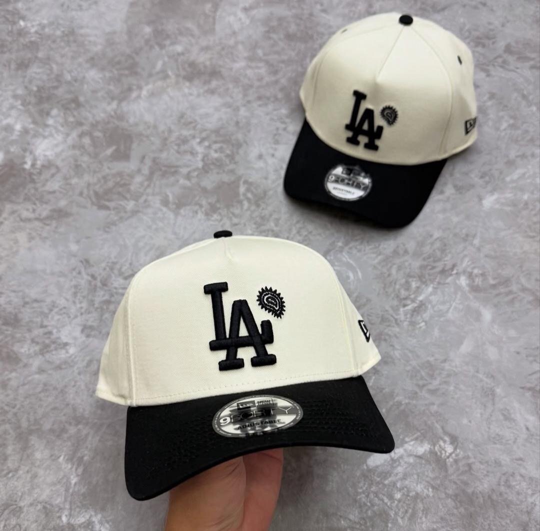 Casquettes snapback avec logo