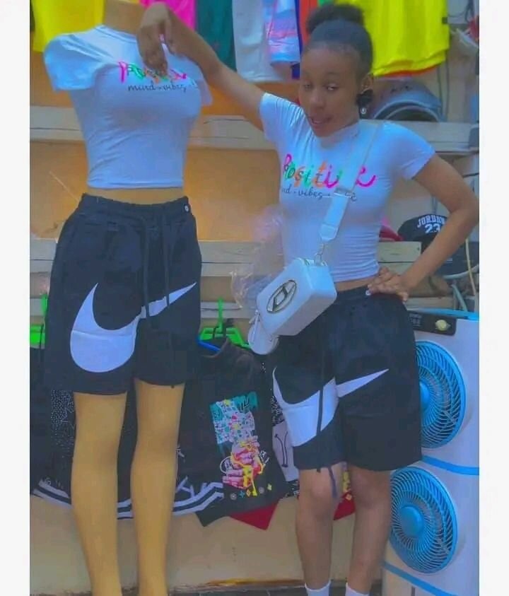 Shorts de sport à logo Nike