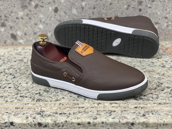 Chaussures décontractées pour hommes en cuir