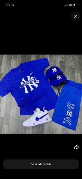 Ensemble sportif avec casquette