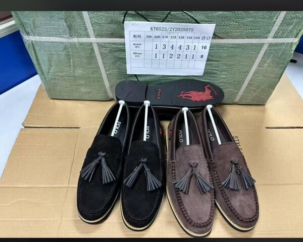 Mocassins en daim avec glands