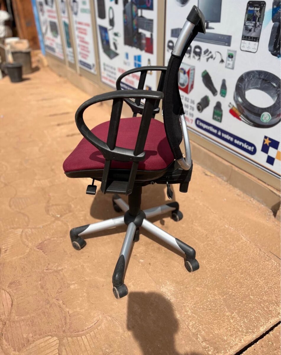 Chaise de bureau ergonomique rouge