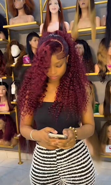 Perruque Bouclée Rouge