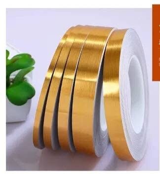 Ruban adhésif doré décoratif