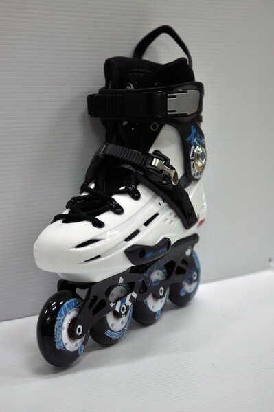 Rollers en ligne ajustables