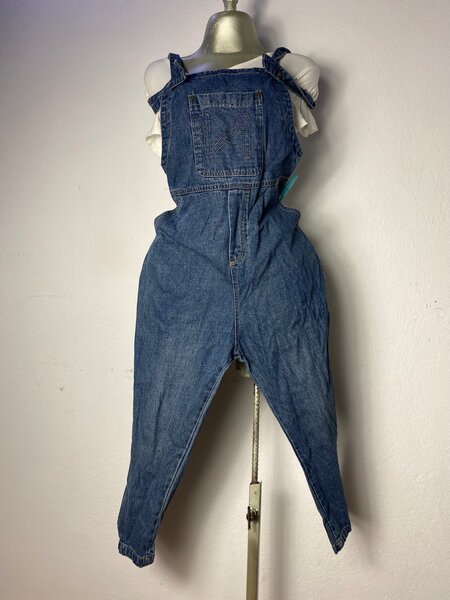 Salopette en jean tendance