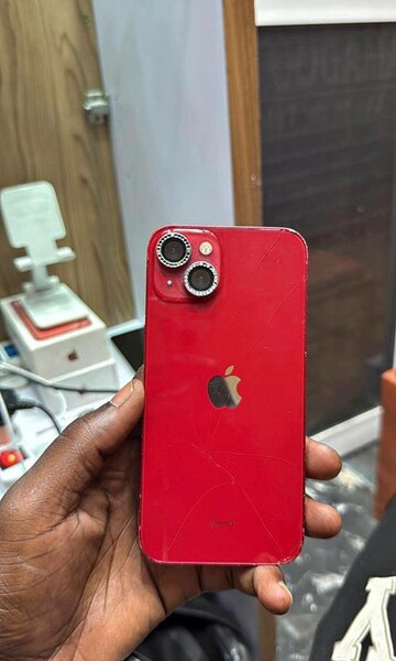 iPhone rouge parfait état