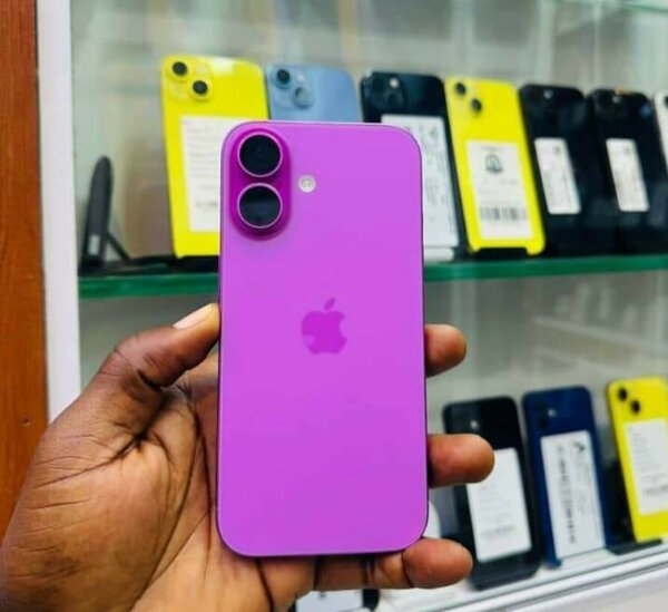iPhone 14 Violet