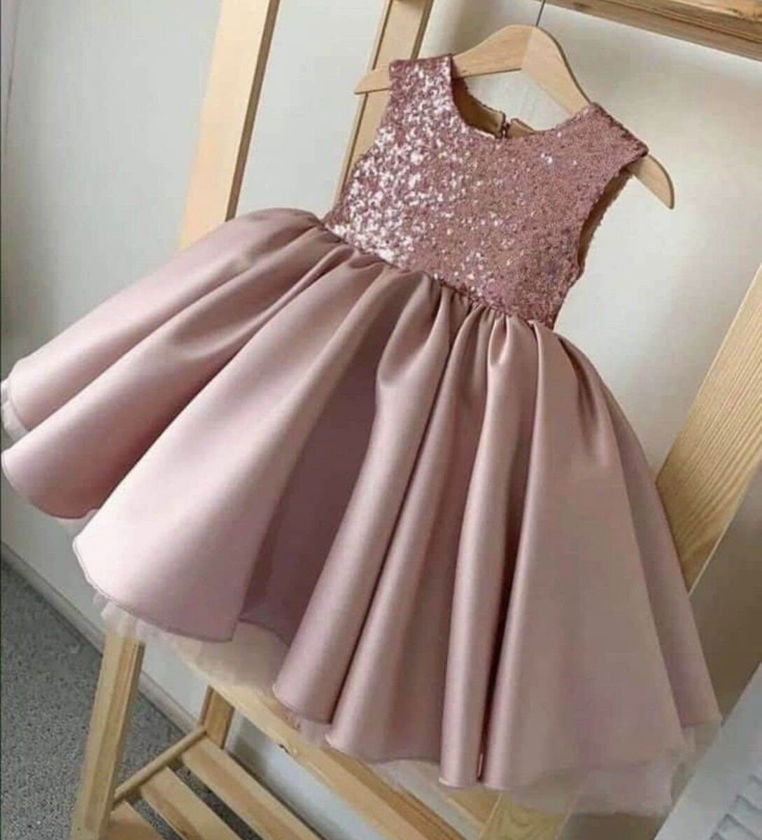 Robe élégante pour filles