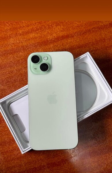 iPhone 14 Bleu & Vert