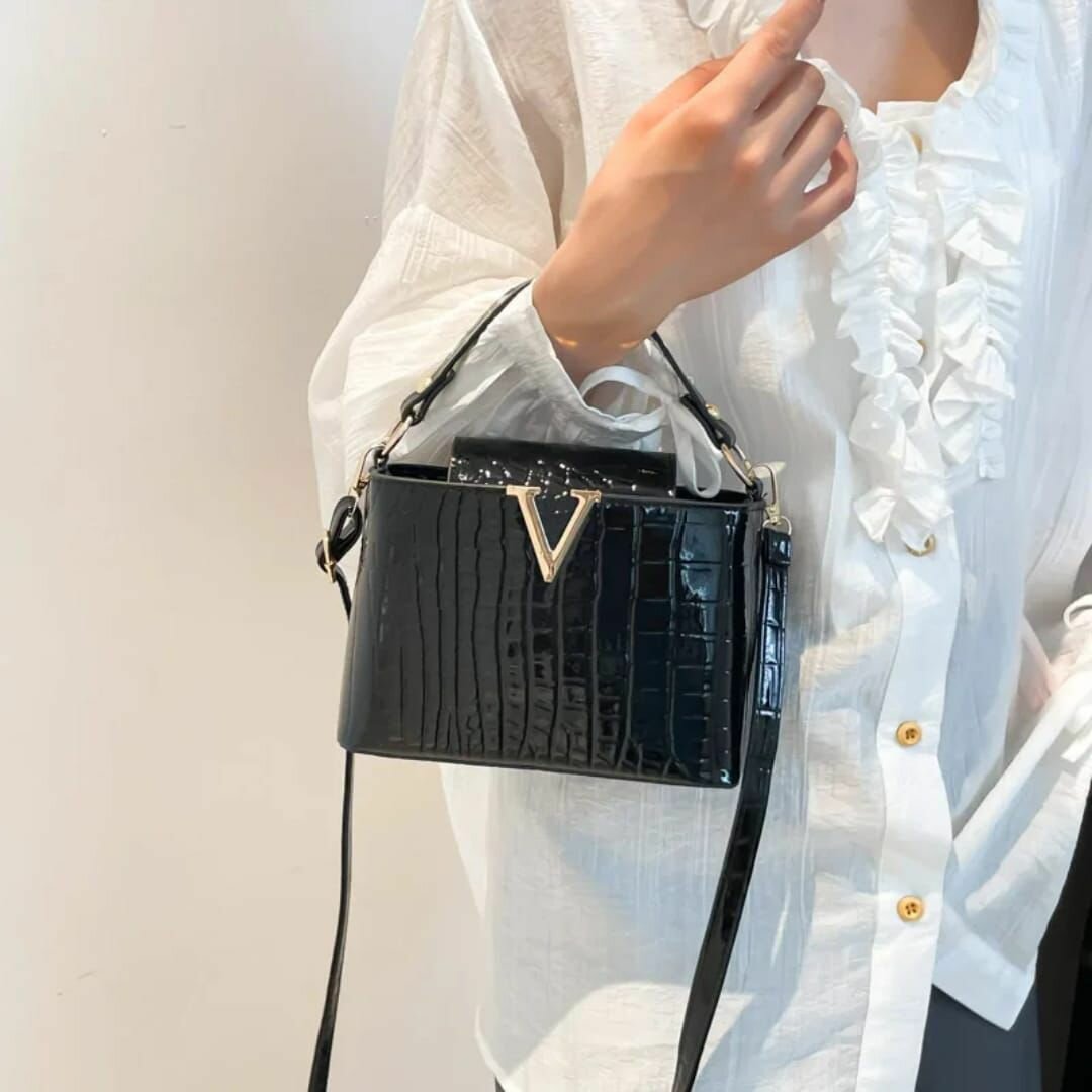 Sac à main élégant crocodile