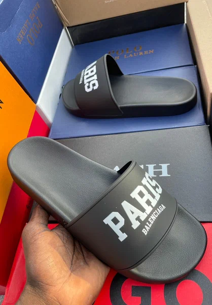 Sandales de marque élégantes