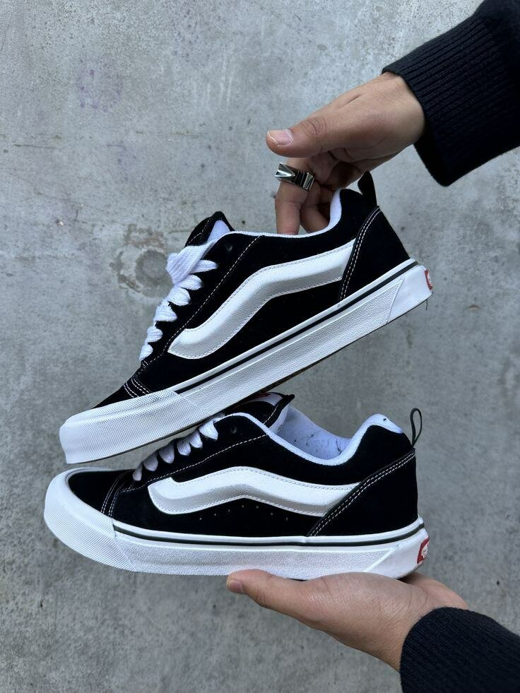 Baskets classiques noires