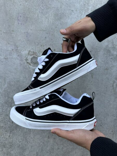 Baskets classiques noires